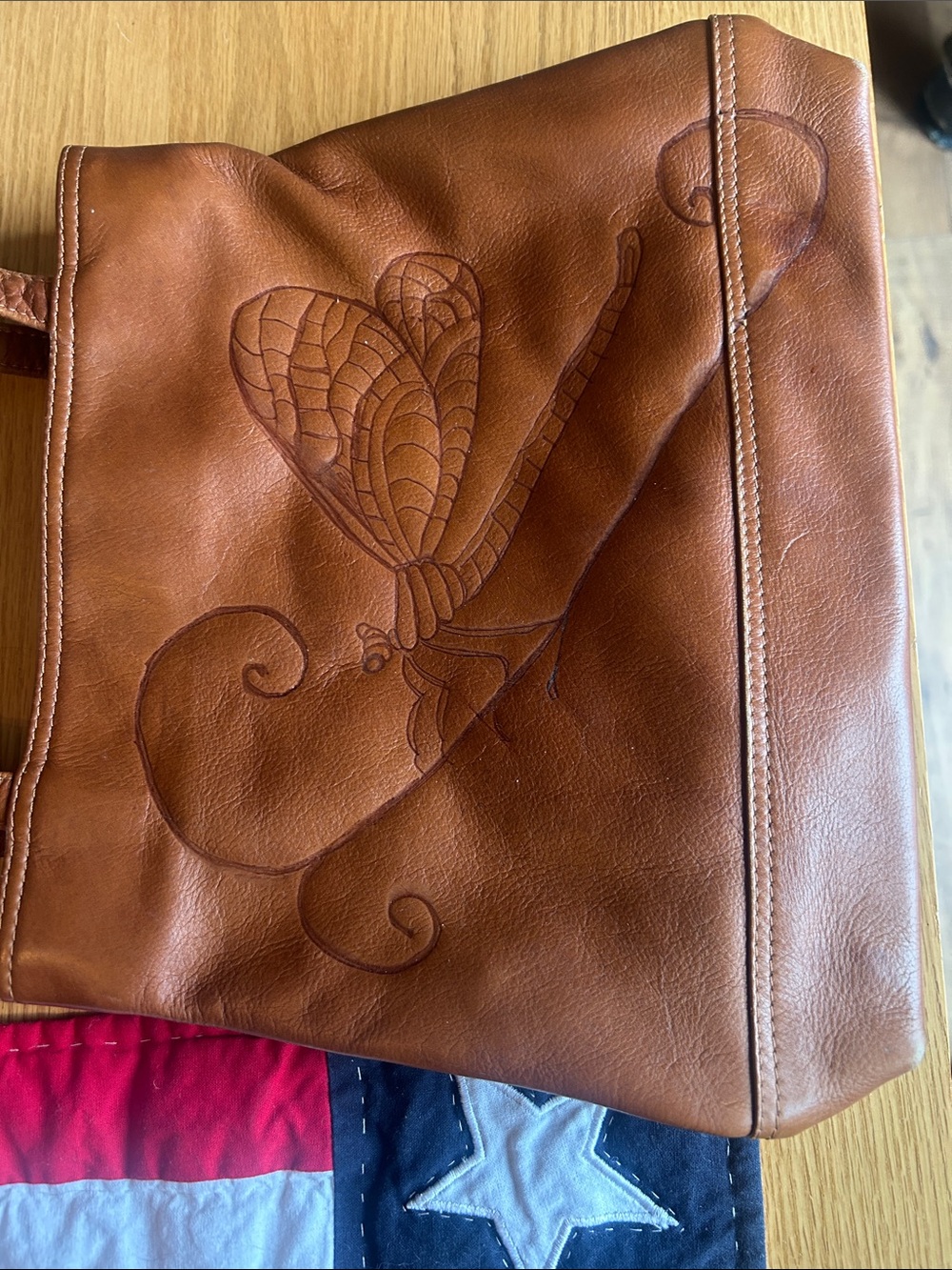 Wilsons Leather Brown Leather Tote with Hand-Burned Dragonfly Embossing